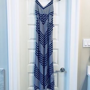 Old Navy maternity dress